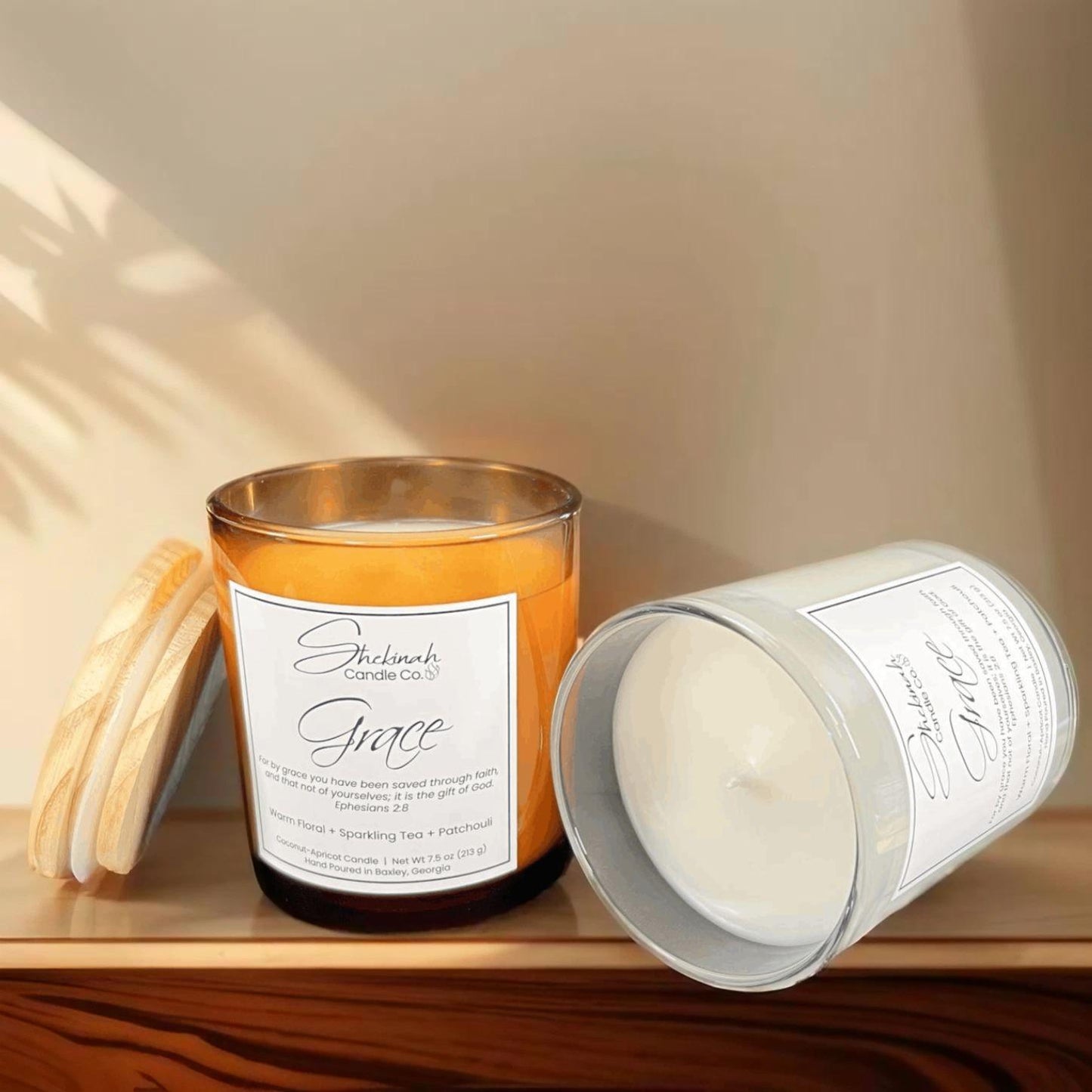 Grace Candle - 7.5 oz - Clear Glass/Wood Lid